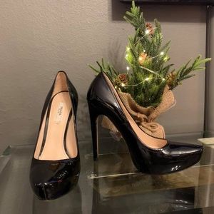 NWOT Prada Hidden Platform Pointy Toe Patent Pumps